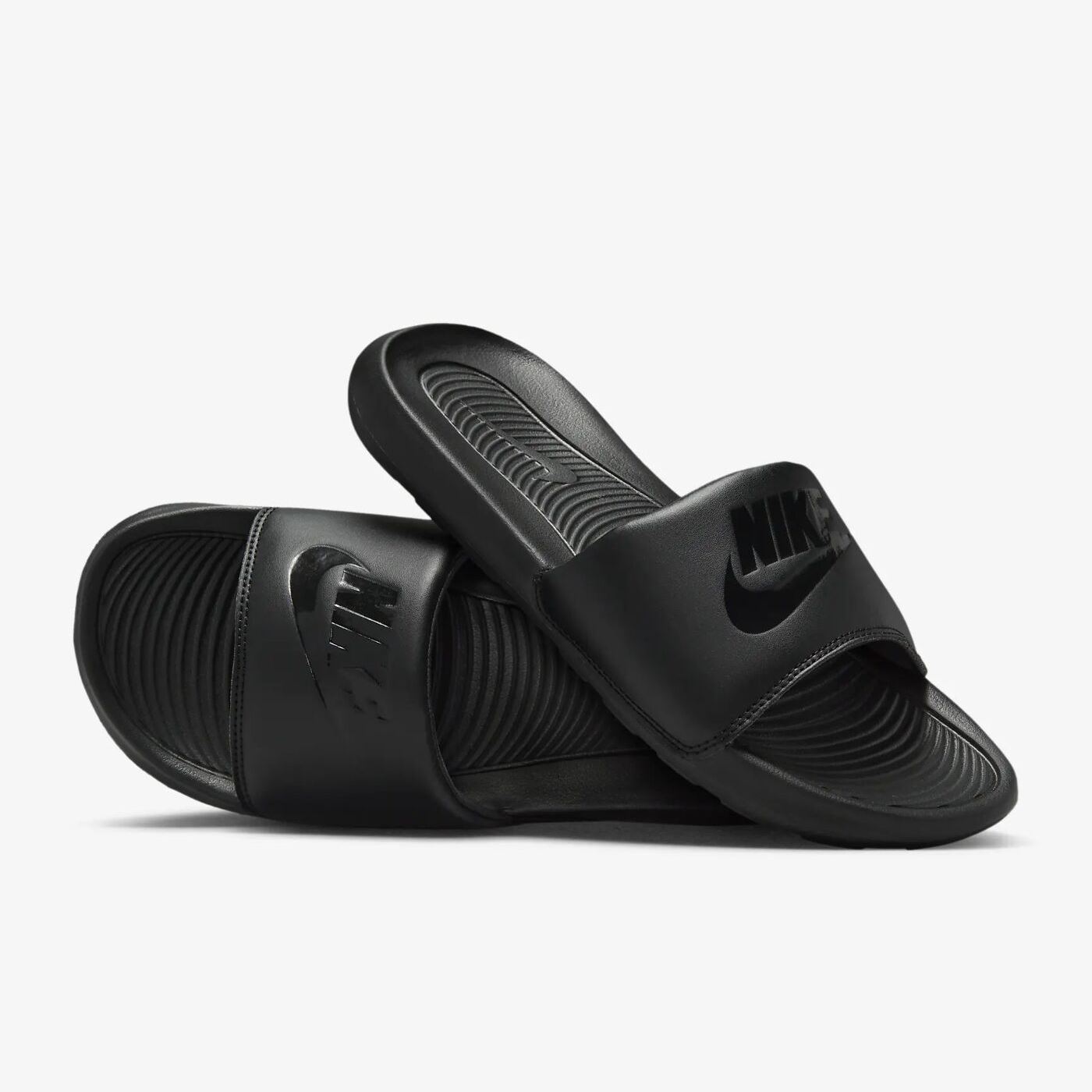 Тапочки Nike Victori One CN9675-003