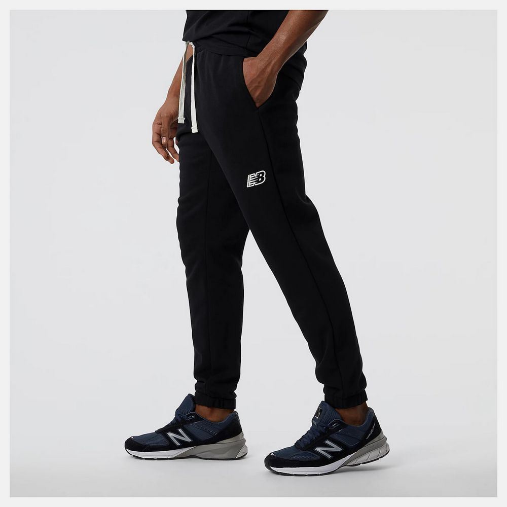 Спортивні штани New Balance Essentials MP23504BK