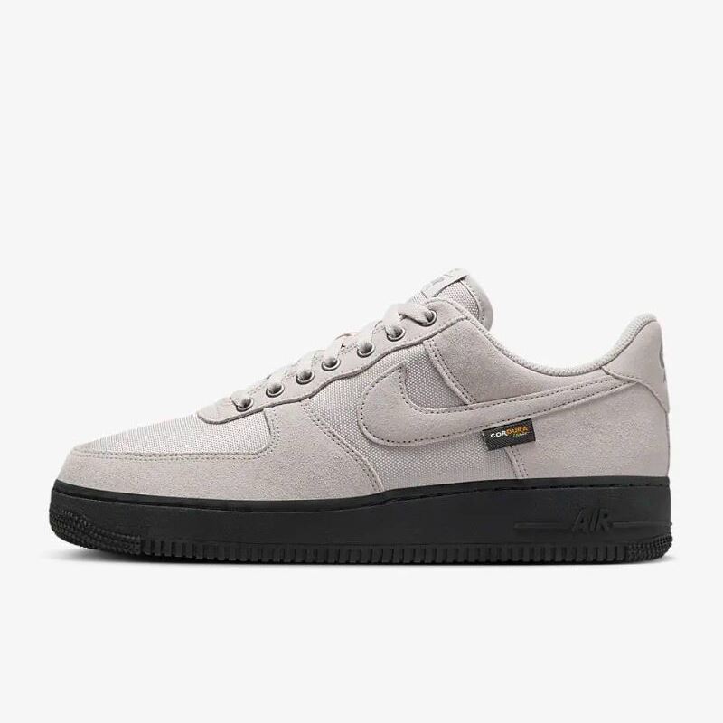 Кросівки Nike Air Force 1 07 HQ3822-001