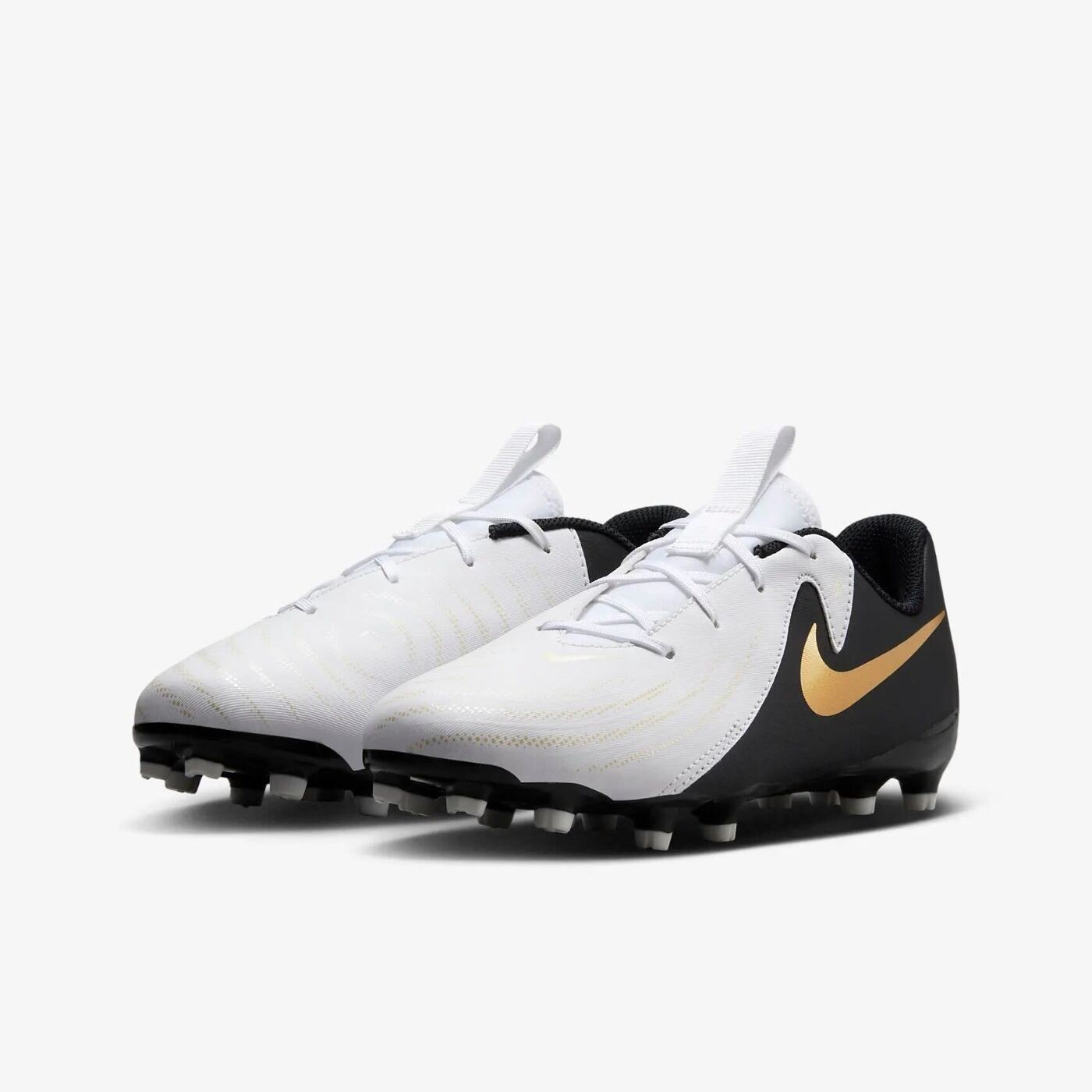 Бутси Nike Phantom GX II Academy FG/MG FD6722-100