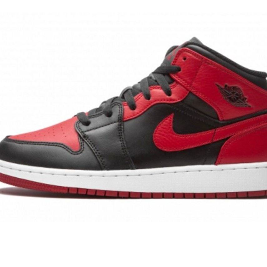 Кросівки Jordan Air 1 Mid 554725-074