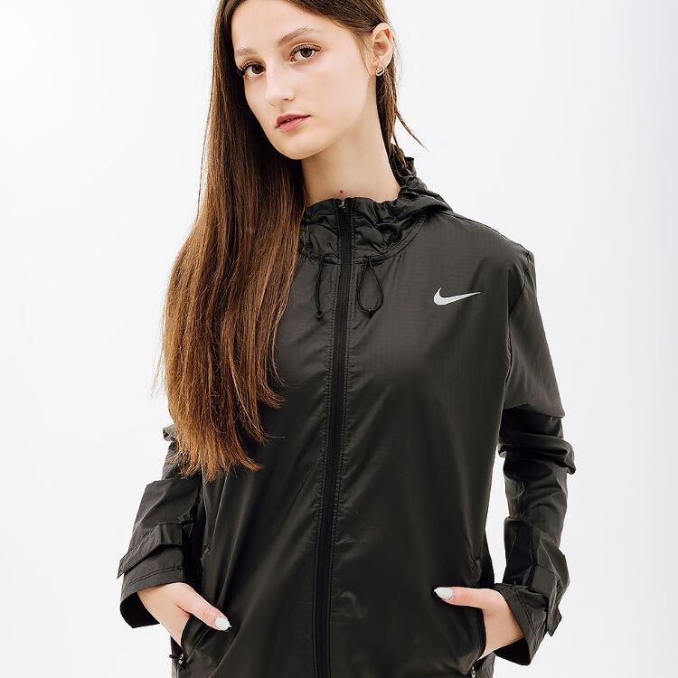 Куртка Nike Essential CU3217-010