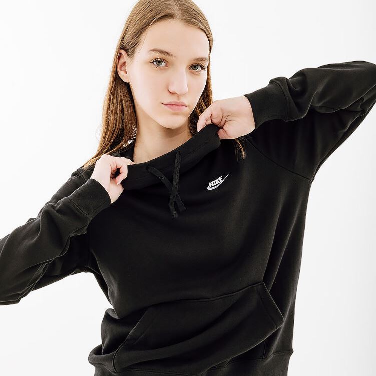 Кофта Nike Club Hoodie Std DQ5415-010