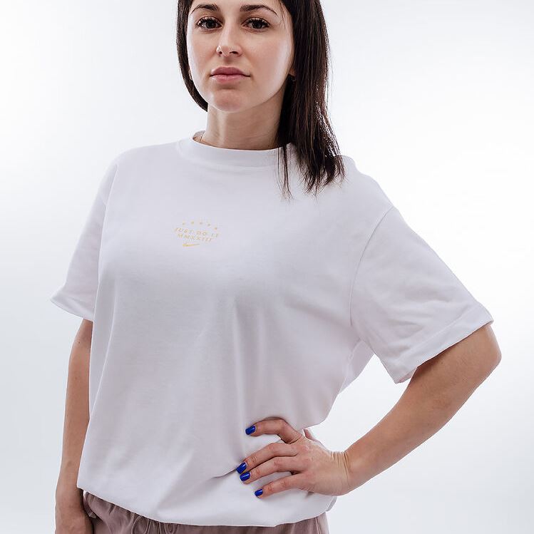 Футболка Nike W Nsw Tee Ss Bf Sisterhood DX7940-100