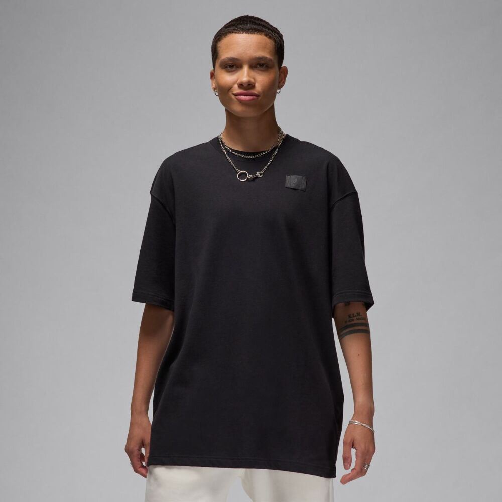 Футболка Jordan W Ss Os Essen Tee 24 HM4372-010