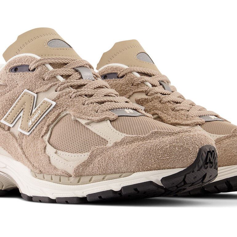 Кросівки New Balance 2002R M2002RDL