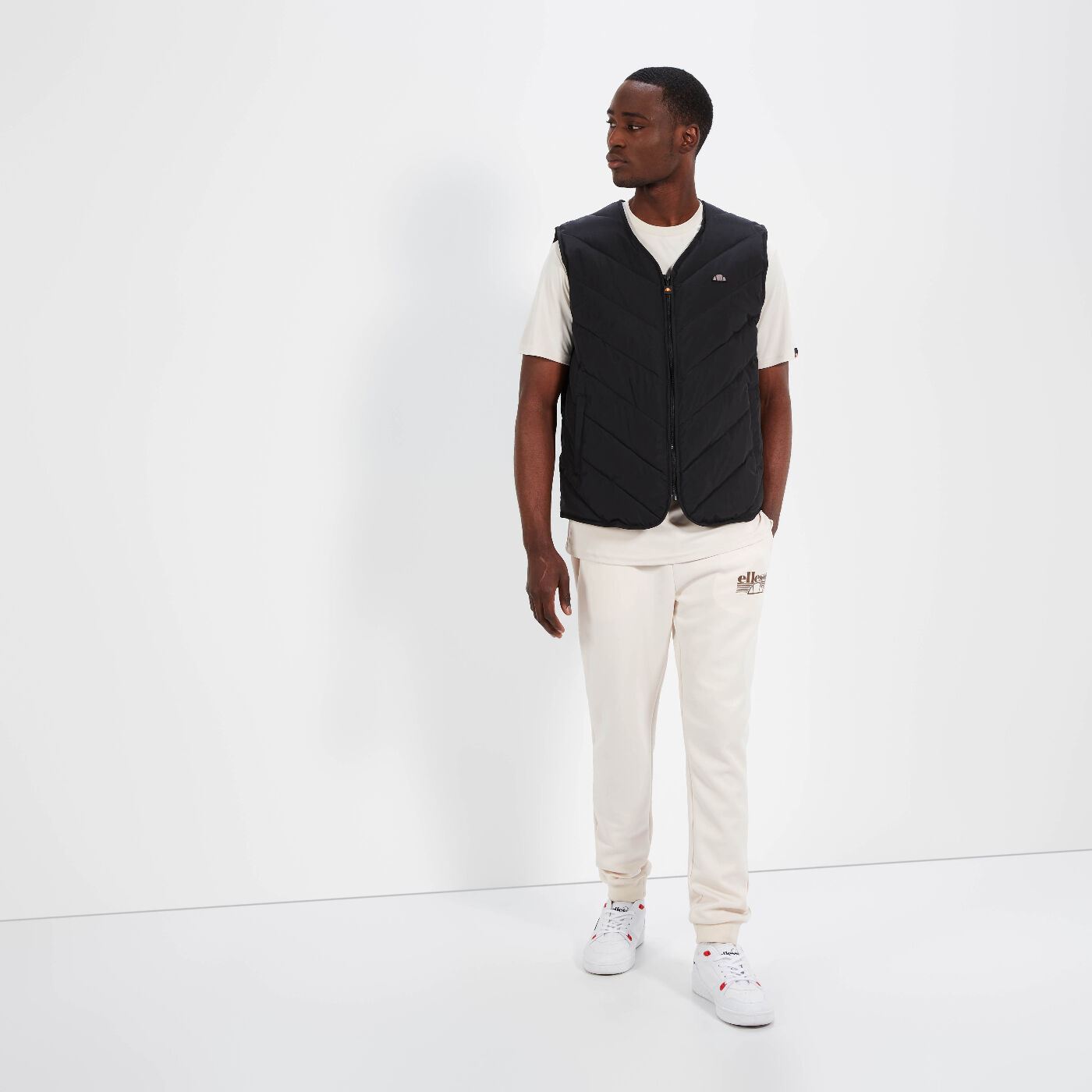 Жилетка Ellesse Medici Gilet SHT19016-011
