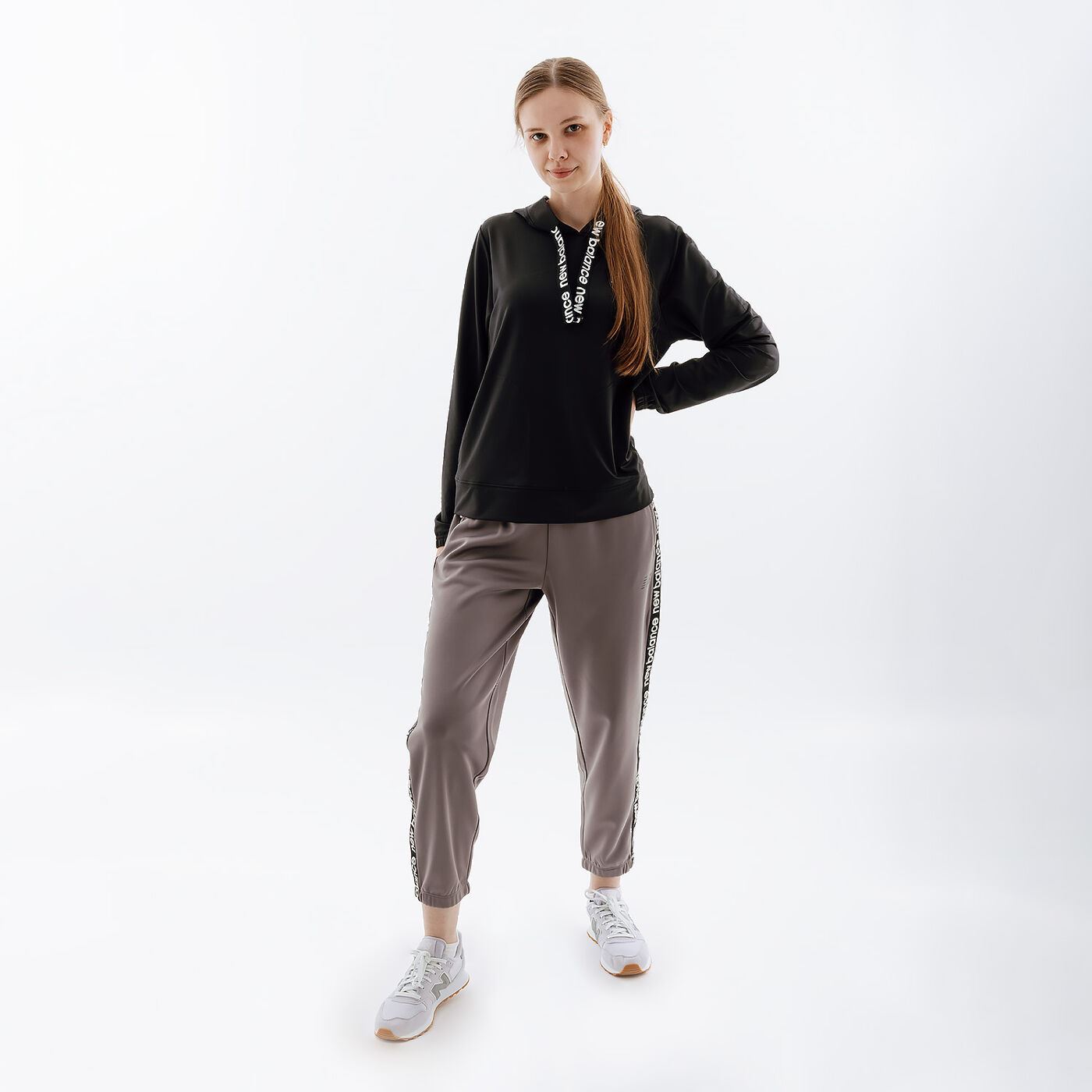 Кофта New Balance Relentless Terry WT31180BK