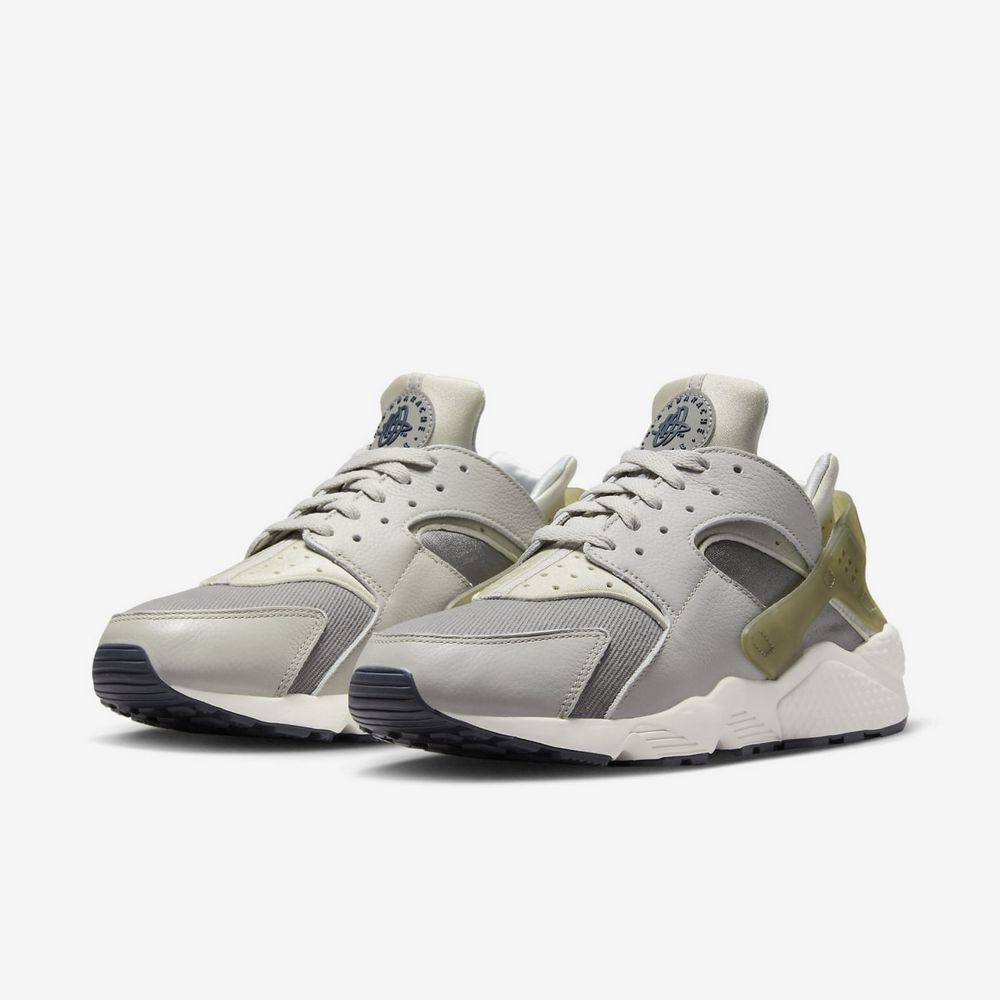 Кросівки Nike Air Huarache FB3259-001