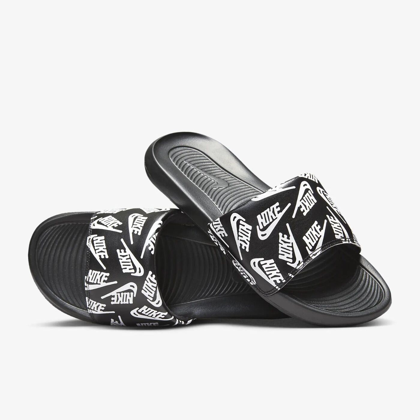 Тапочки Nike Victori One CN9678-008