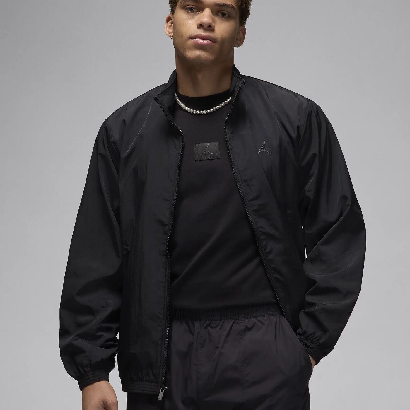Куртка Nike Air Jordan Essentials FV7299-010