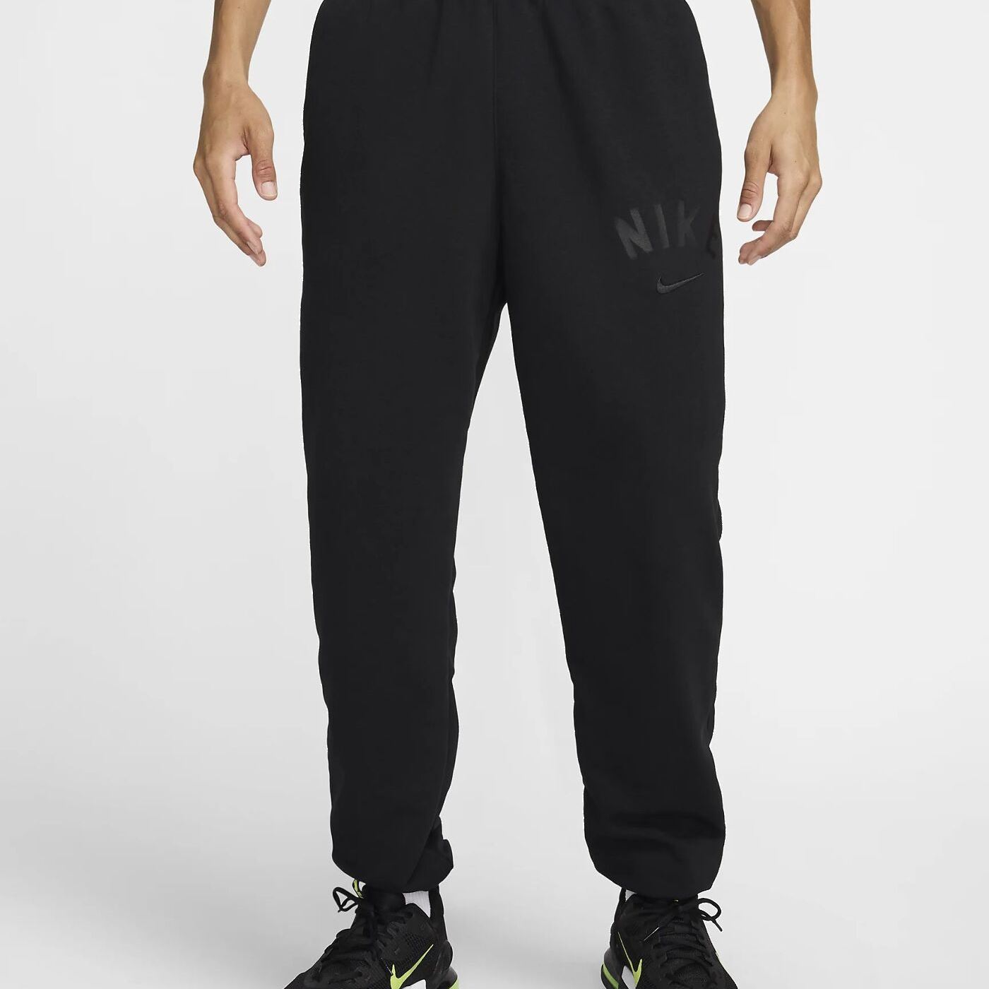 Спортивні штани Nike Dri-FIT Swoosh Fleece Joggers FV9946-010