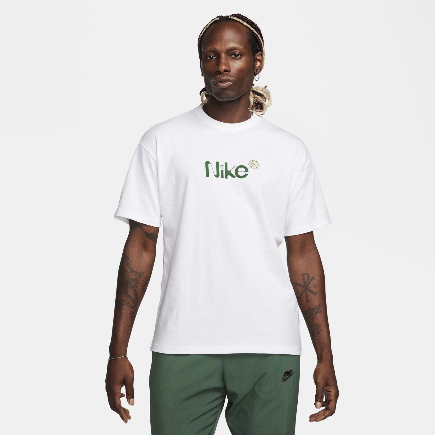 Футболка Nike Sportswear Max90 Lebron Sust FQ3766-100