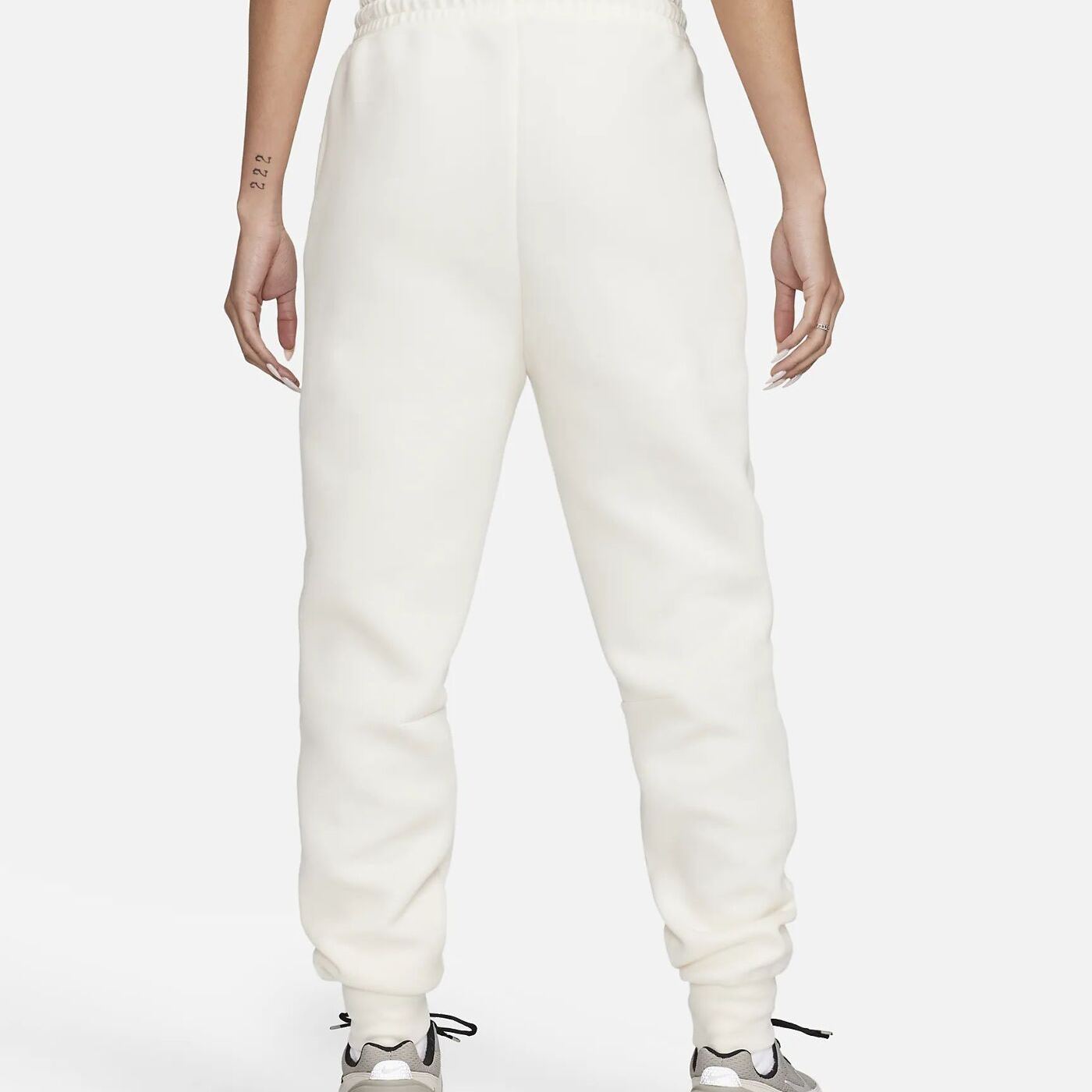 Спортивні штани Nike Sportswear Tech Fleece FB8330-110