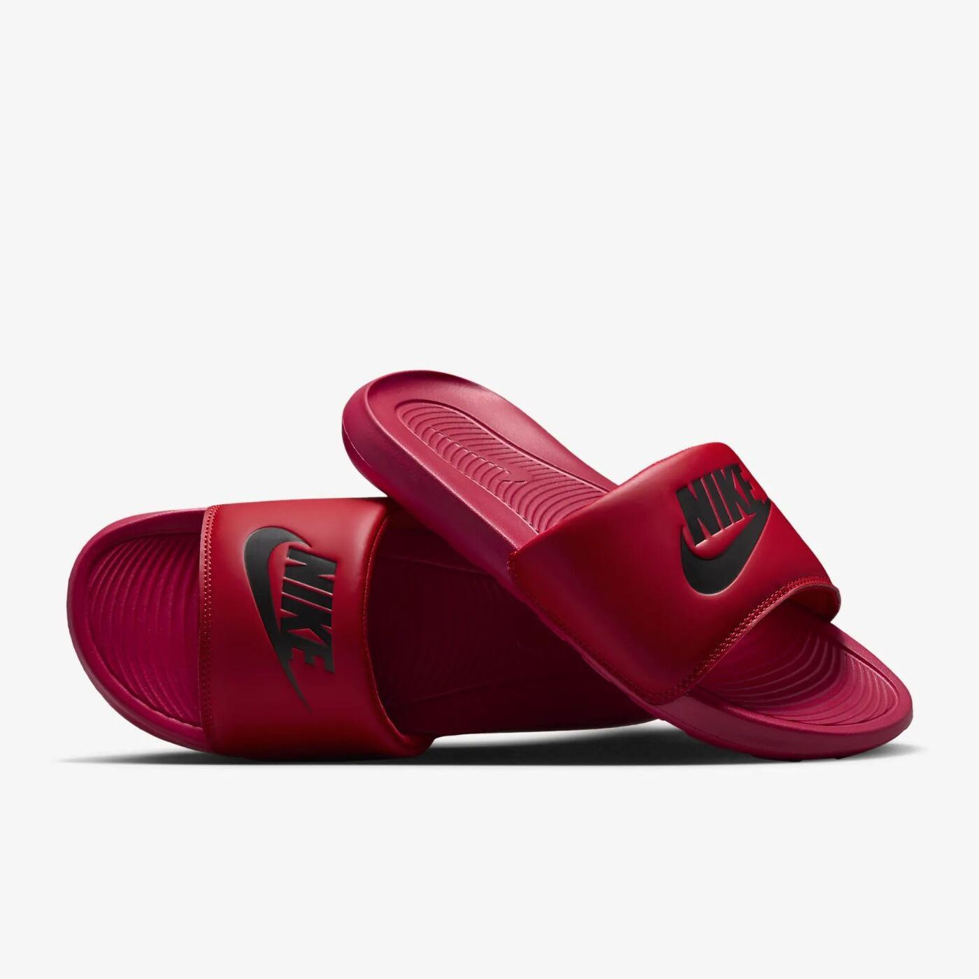 Тапочки Nike Victori One CN9675-600