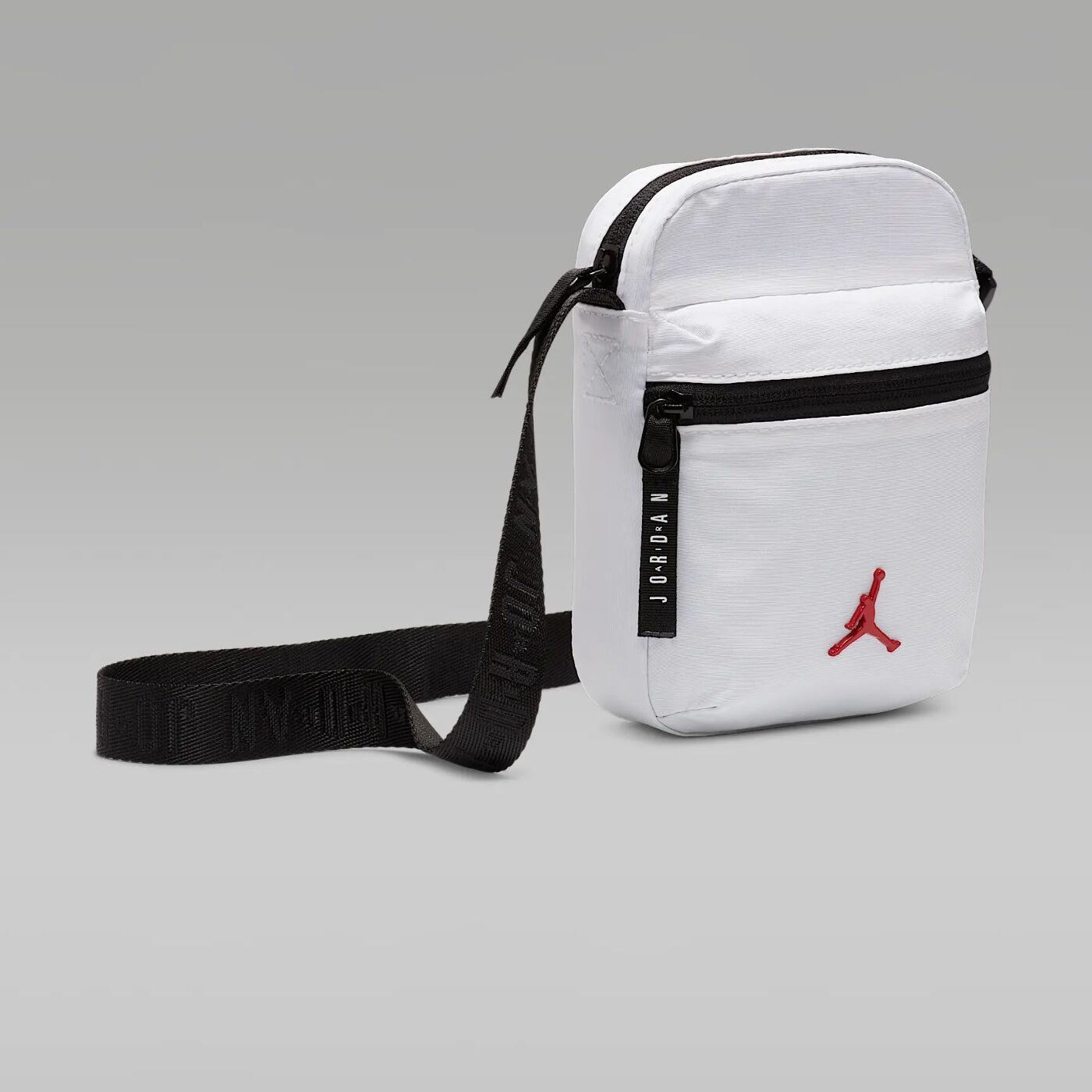 Сумка Nike Air Jordan Airborne Festival Bag 9A0631-001