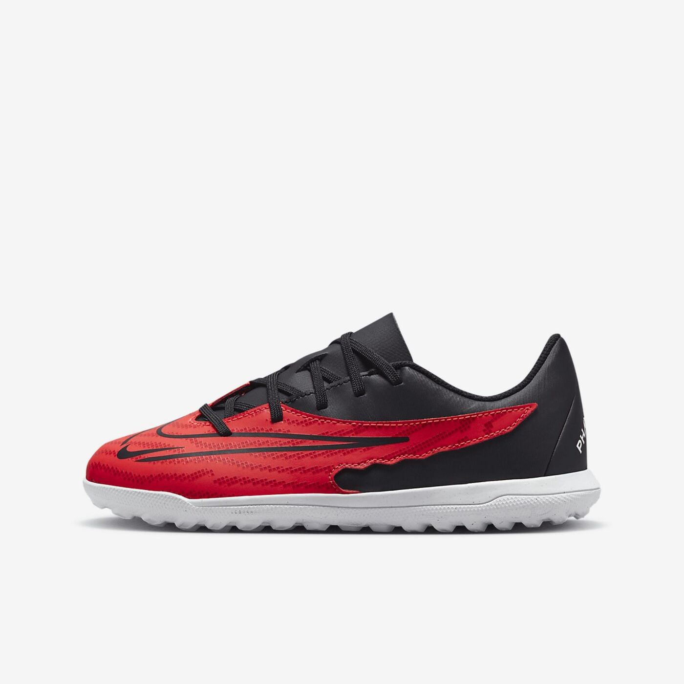 Сороконіжки Nike Phantom GX Club TF DD9567-600